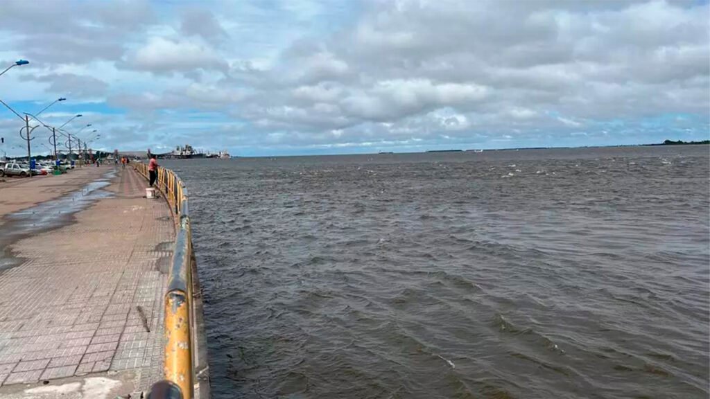 Nível do Rio Tapajós volta a subir em Santarém após alguns dias em baixa