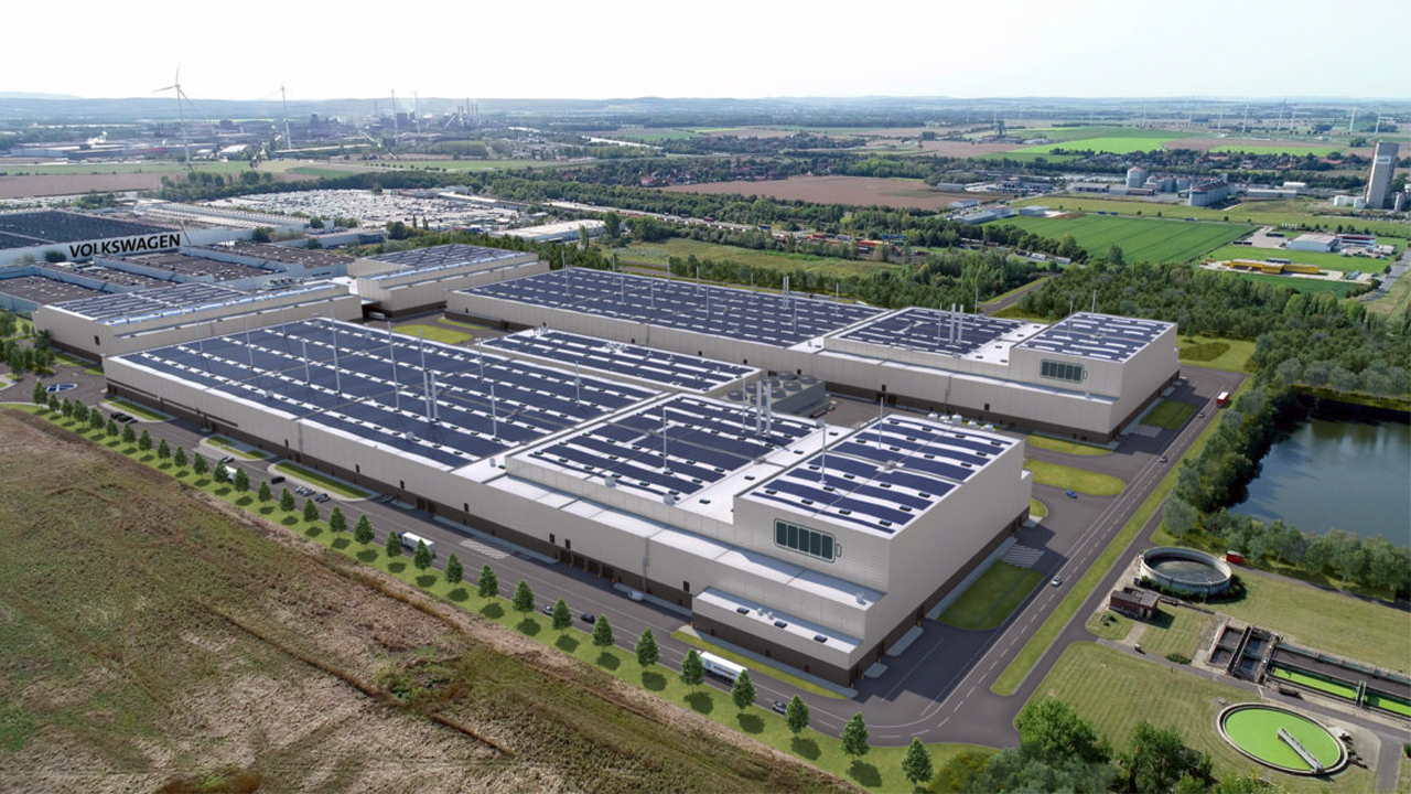 Volkswagen está construindo giga fábrica de baterias para carros elétricos e promete gerar mais de 20 mil vagas de emprego