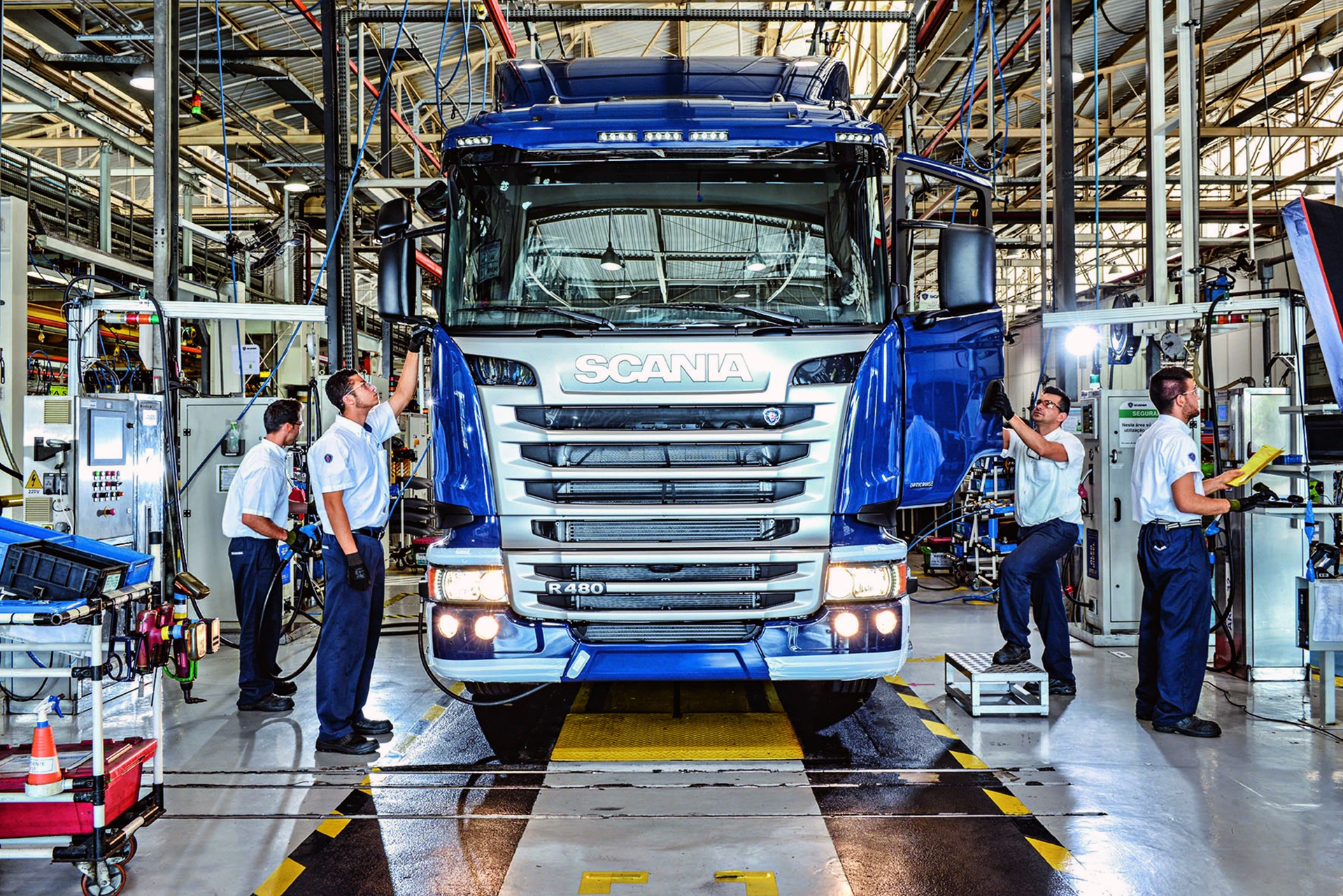 Scania está contratando novos profissionais em São Bernardo do Campo