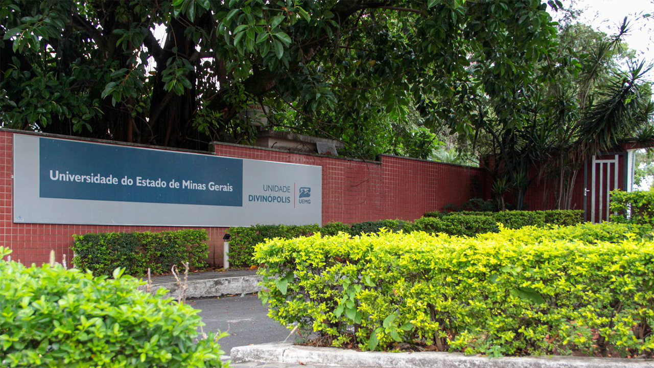 A Universidade do Estado de Minas Gerais (UEMG) está oferecendo cursos (EAD) gratuitos de especialização em gestão pública e gestão em saúde