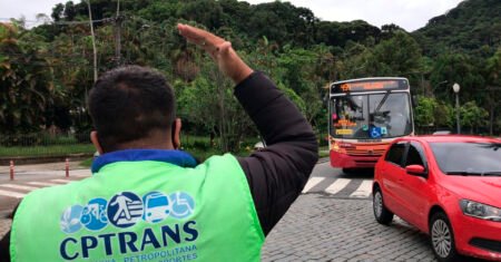 CPTrans lança edital para todos os níveis de escolaridade, concurso de mais de 600 vagas com salários de até R$7.107