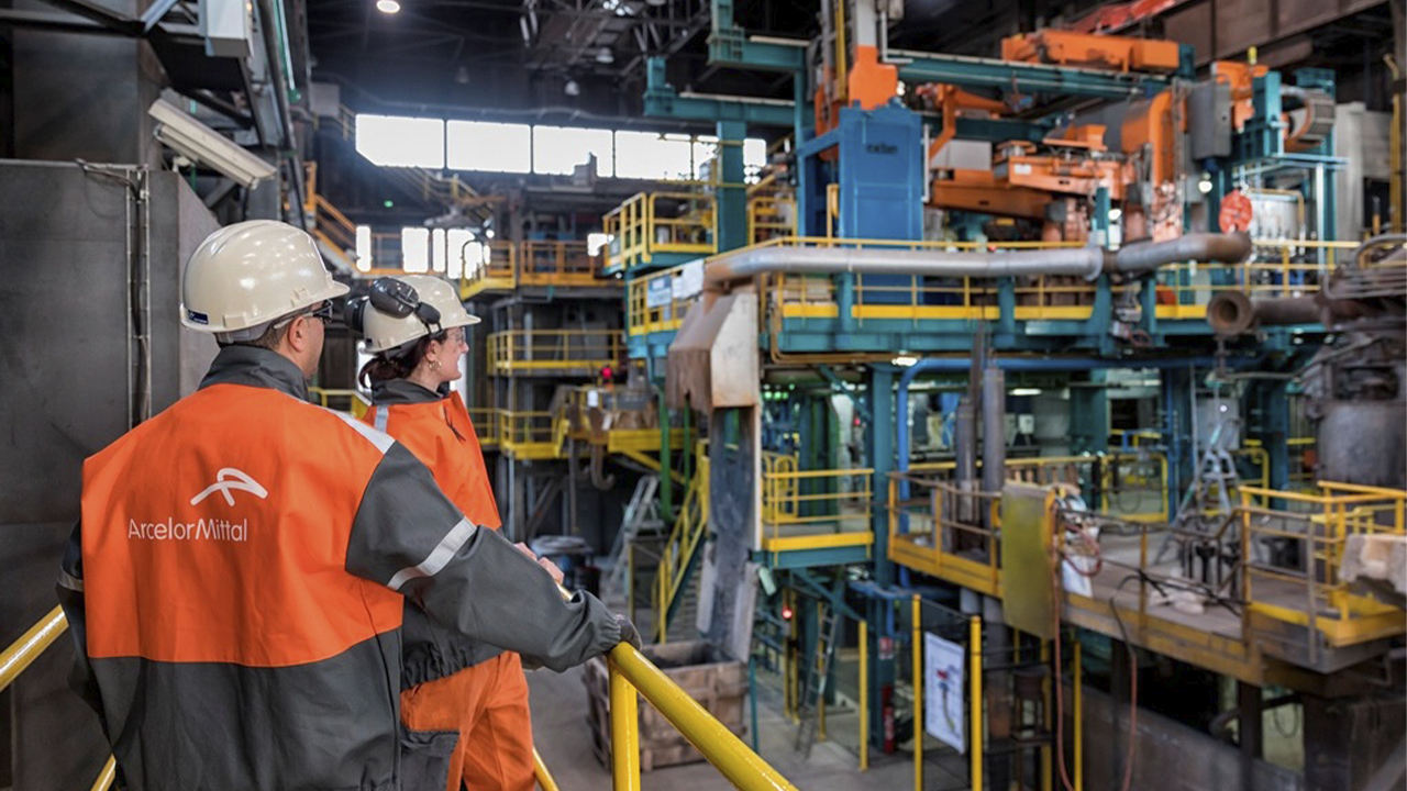 Multinacional do setor siderúrgico ArcelorMittal está com Vagas de Emprego abertas