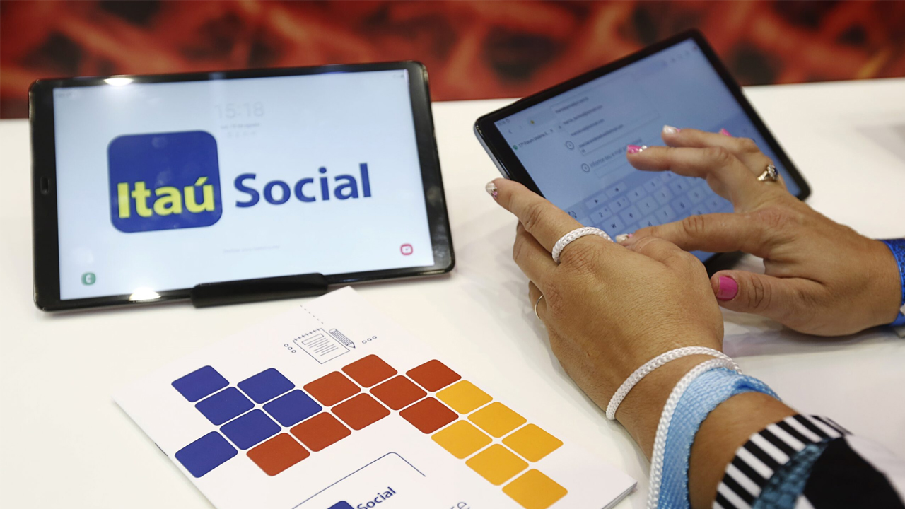 Fundação Itaú Social lança 63 cursos online gratuitos para capacitação profissional