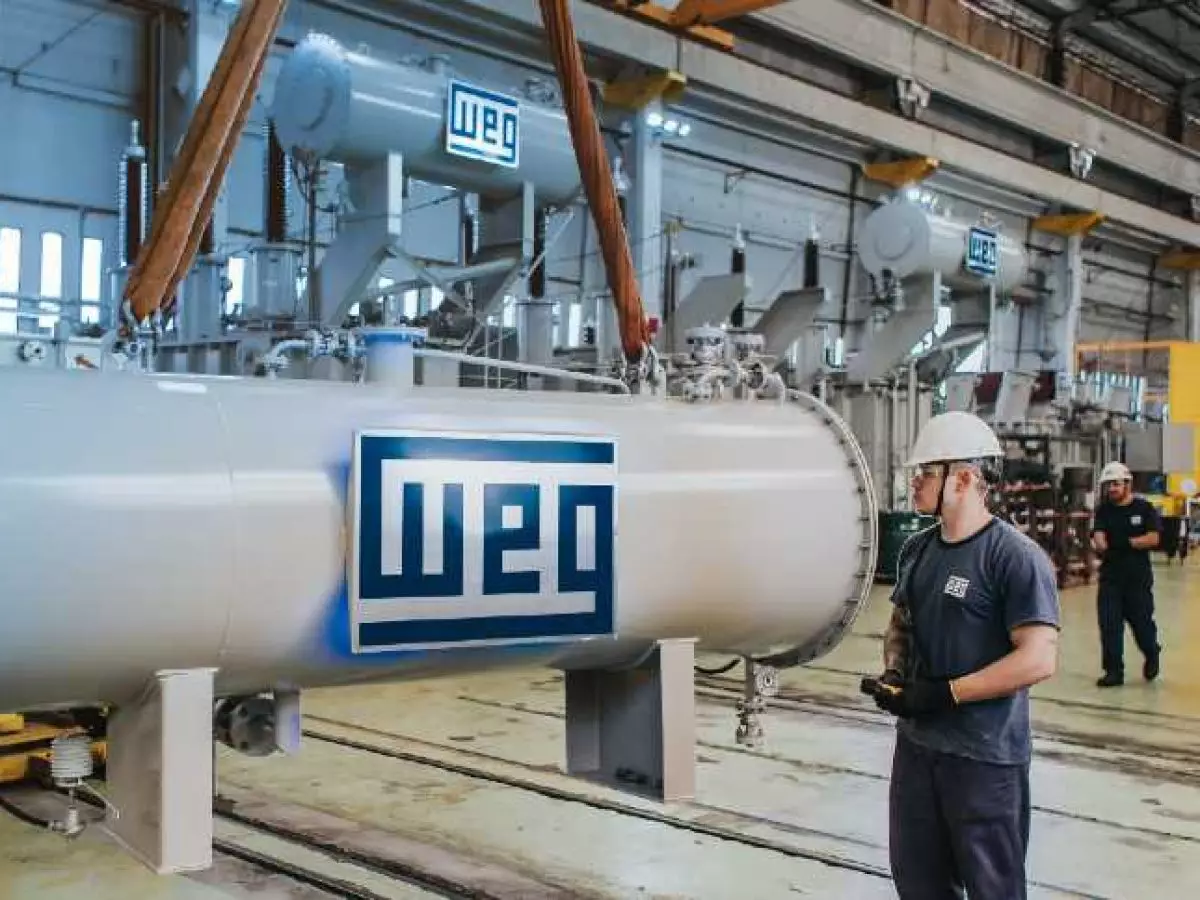 Uma das maiores no segmento de equipamentos elétricos, a WEG está oferecendo diversas vagas de emprego em diferentes locais do Brasil, confira!