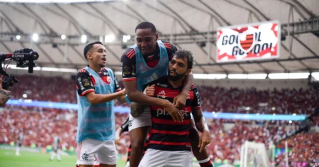 Gabigol segue afastado do Flamengo e está fora do jogo contra o Cuiabá, quarta-feira (20)